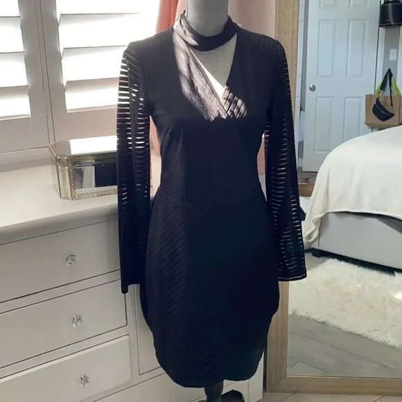 GUESS Long Sleeve Sheer Dress, Size 10 - Picture 7 of 11